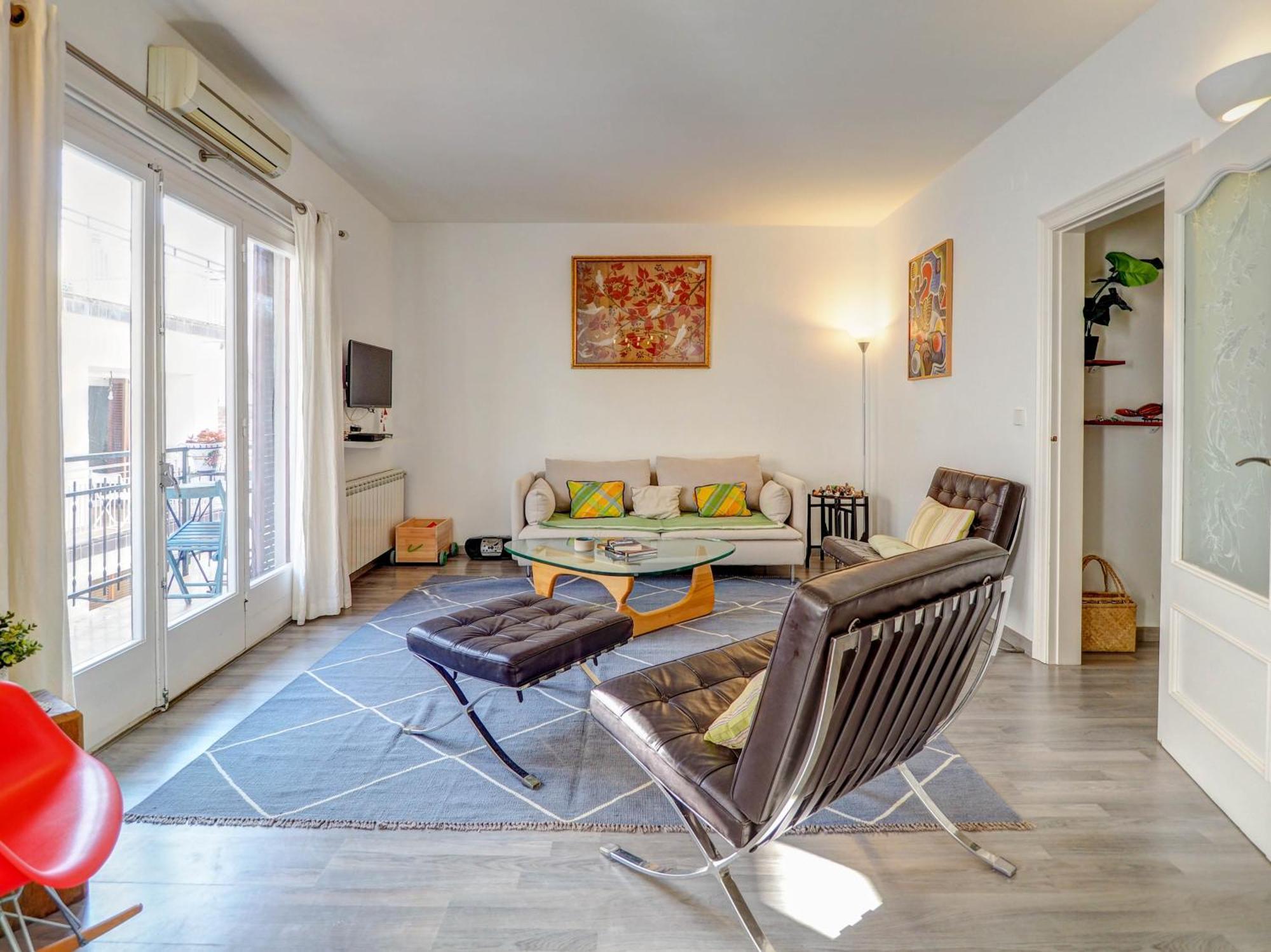 The Lilium Apartment By Hello Homes Σίτζες Εξωτερικό φωτογραφία
