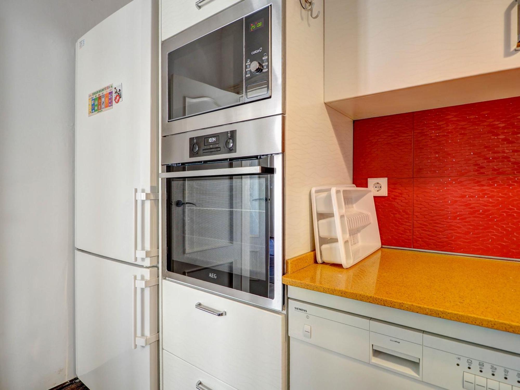 The Lilium Apartment By Hello Homes Σίτζες Εξωτερικό φωτογραφία