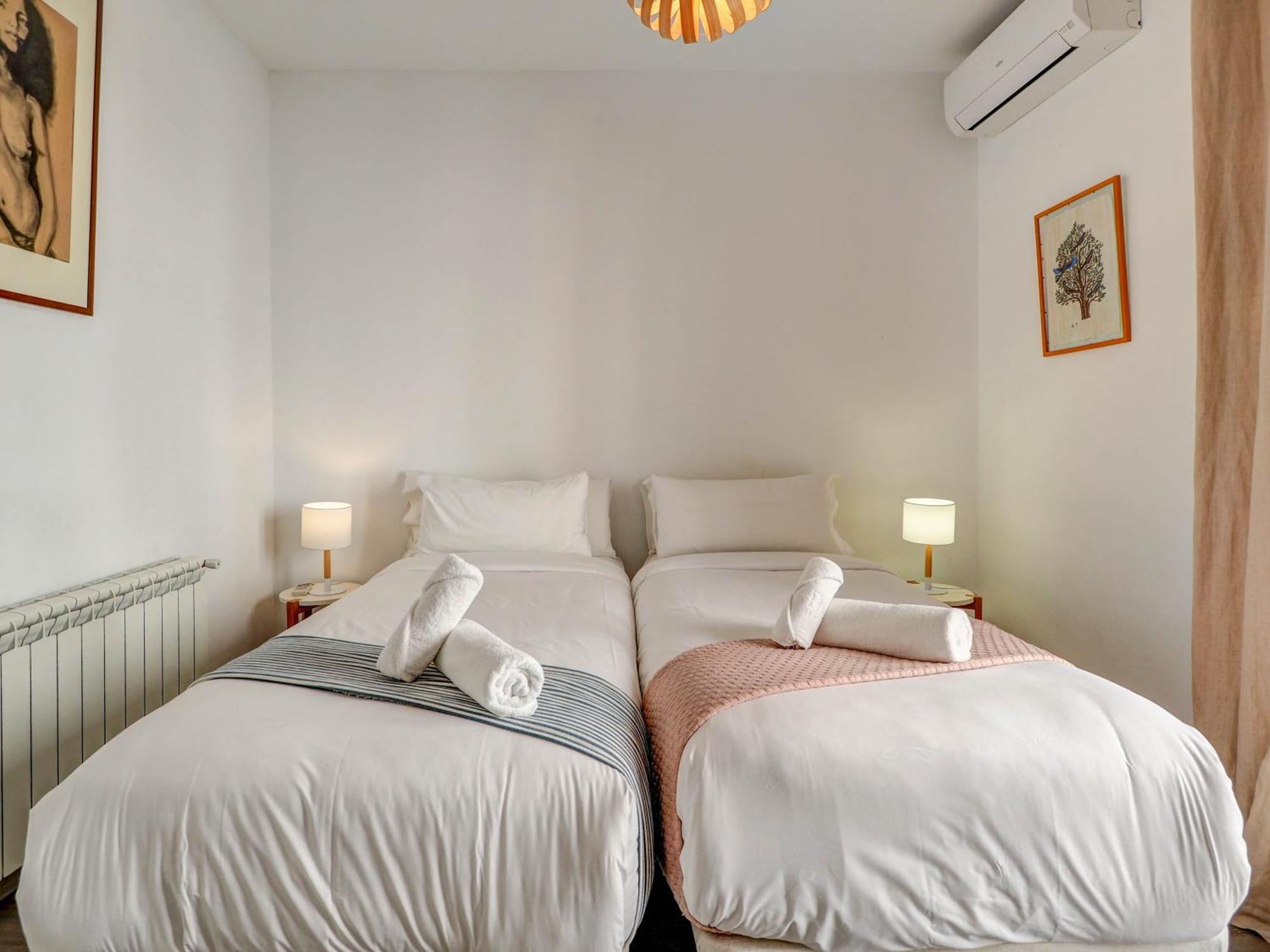 The Lilium Apartment By Hello Homes Σίτζες Εξωτερικό φωτογραφία